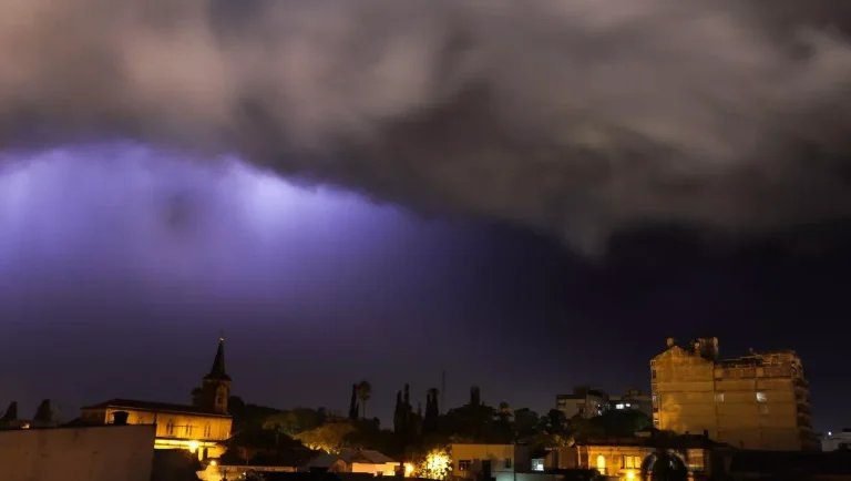 Atmosfera cada vez mais instável trará chuva e temporais isolados